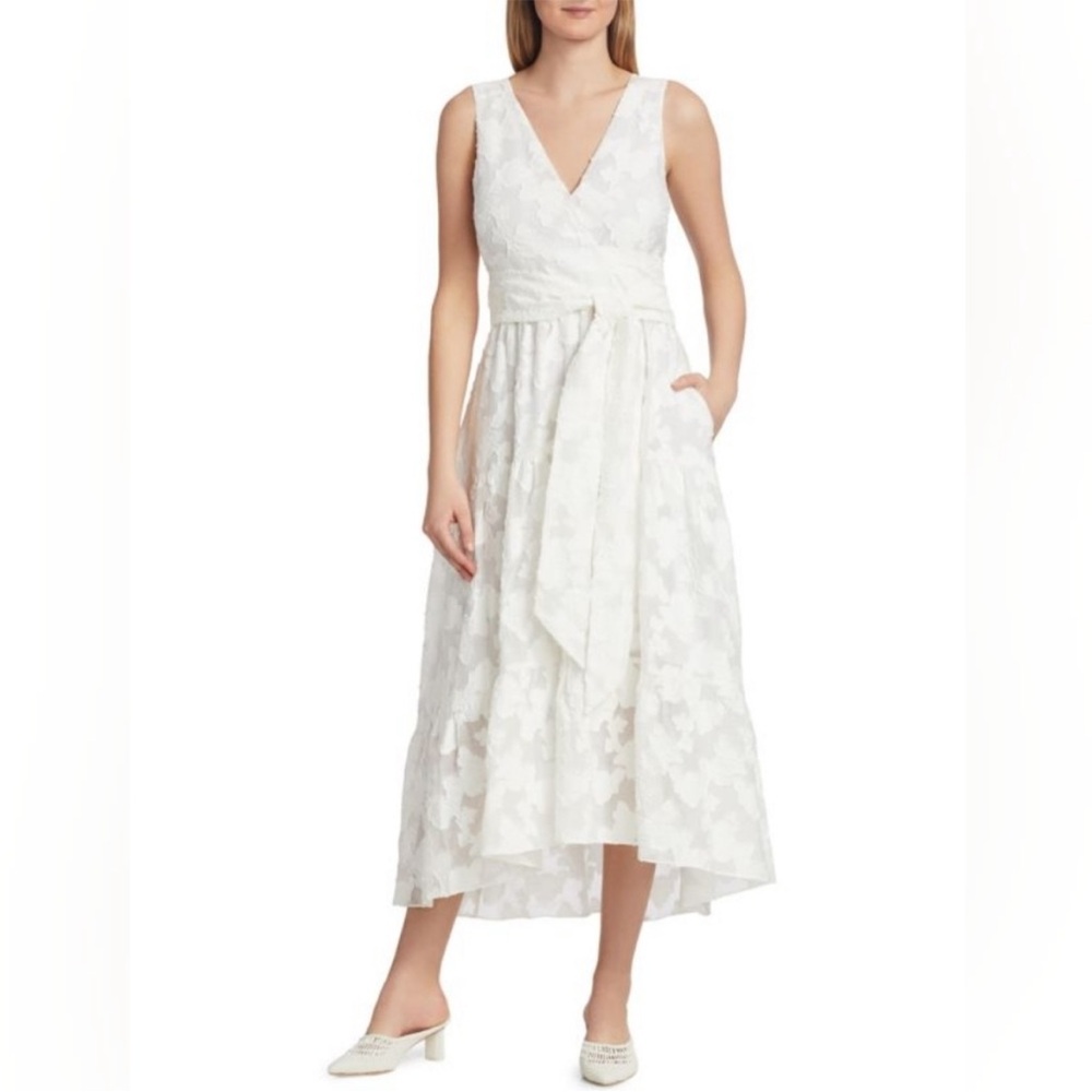 Sleeveless White Lace Midi Dress with Waist Tie